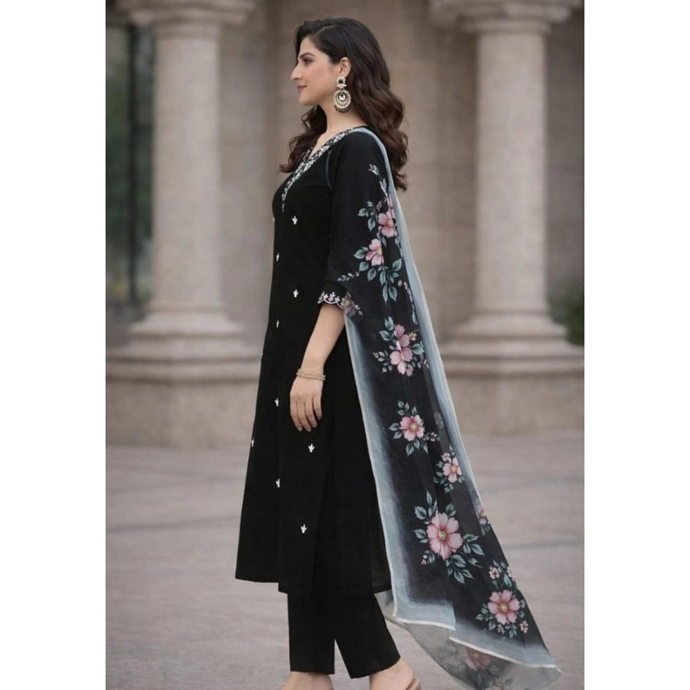 Chanderi Silk Ethnic Motif V-Neck 3/4th Sleeve Kurti With Pant Dupatta Set (Black)