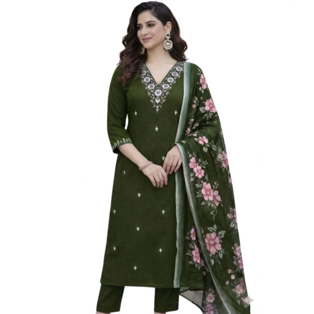 Chanderi Silk Ethnic Motif V-Neck 3/4th Sleeve Kurti With Pant Dupatta Set (Mahendi)